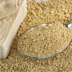 स्वचालित 500 ग्राम शुष्क खमीर वैक्यूम पैकेजिंग मशीन